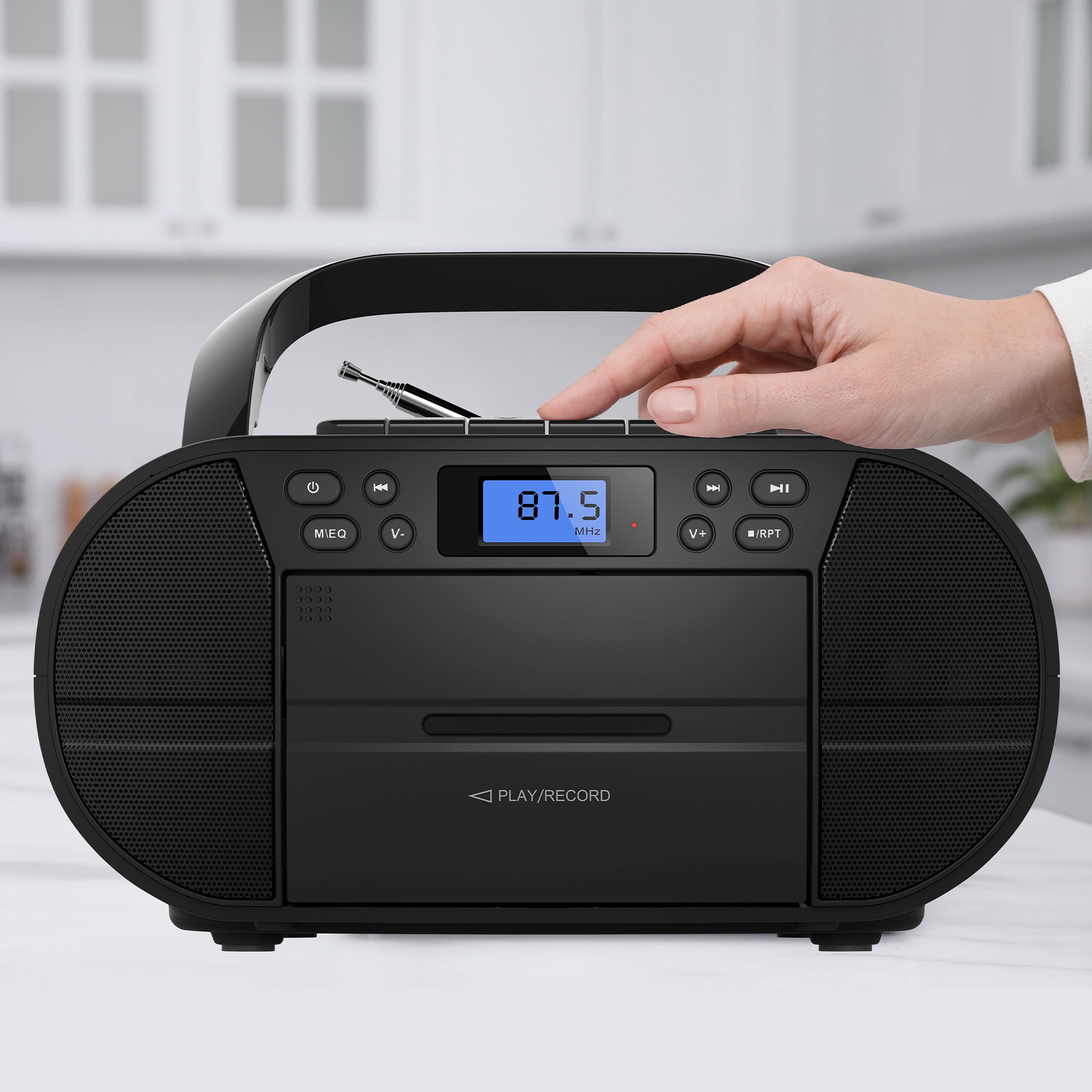 CD Boombox CB-1 – Versatile music system with CD, cassette, USB & radio