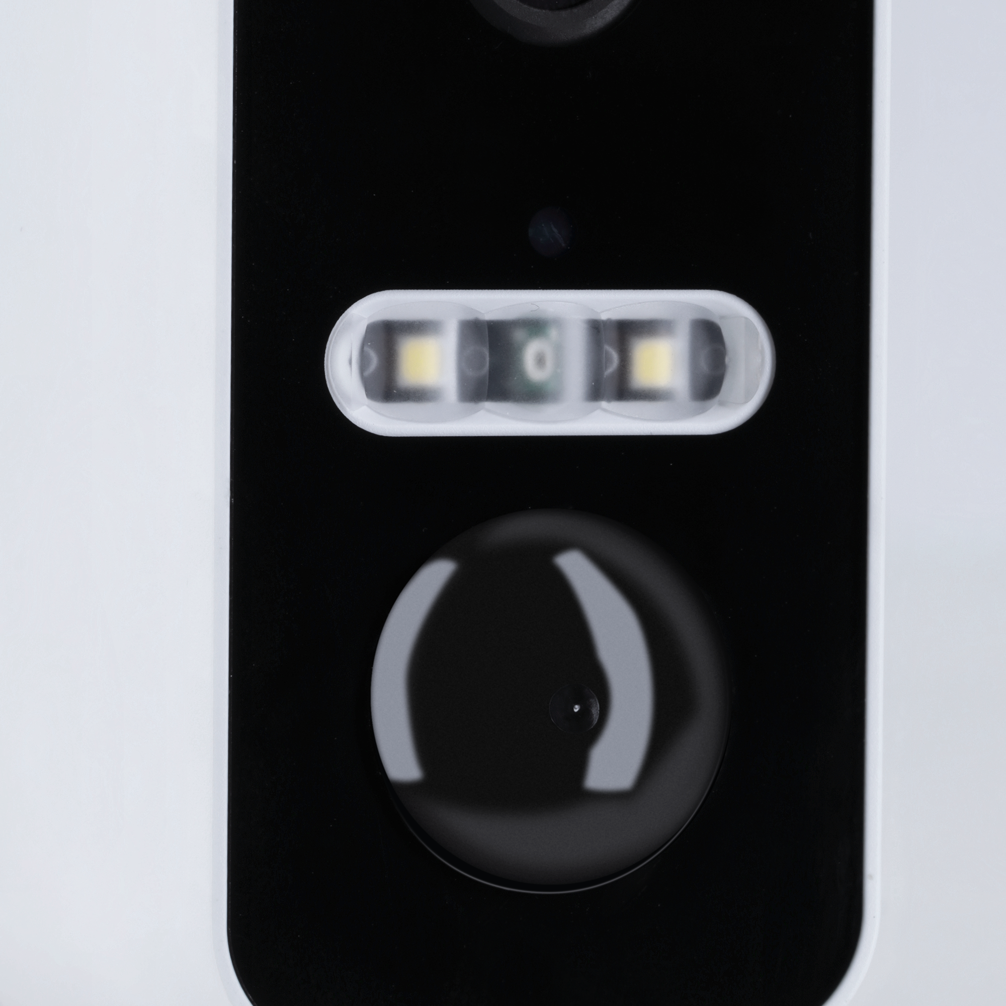 B Stock:Wireless Security Cam 2K